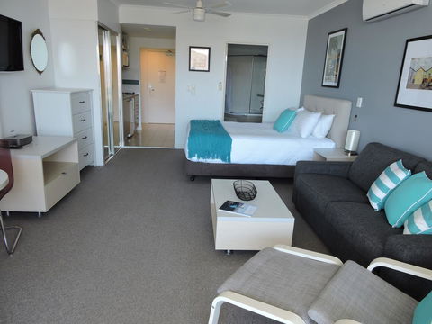 BASE Holidays - Ettalong Beach Premium Apartments - Accommodation Main Beach 18