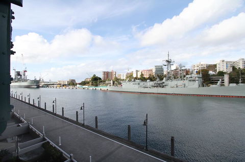 Waterfront Apartment On Sydney Harbour - Accommodation Main Beach 13