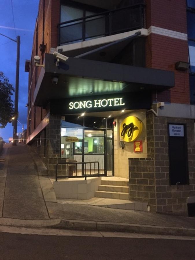 Redfern NSW Accommodation Main Beach