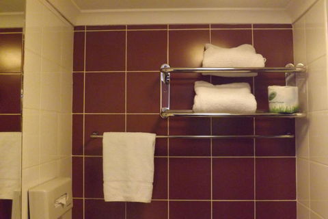 Hotel Hacienda - Accommodation Main Beach 24