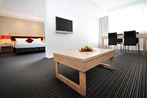 Central Studio Hotel Sydney - Accommodation Main Beach 8
