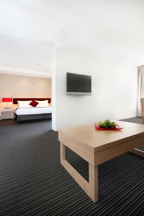Central Studio Hotel Sydney - Accommodation Main Beach 13