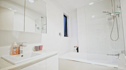 Cozy 5 Bed House In Sydney - Accommodation Main Beach 25