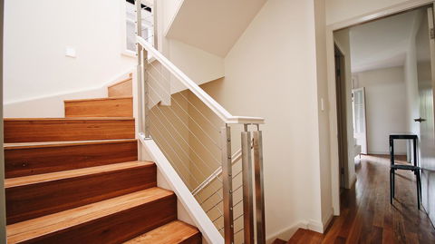 Cozy 5 Bed House In Sydney - Accommodation Main Beach 4