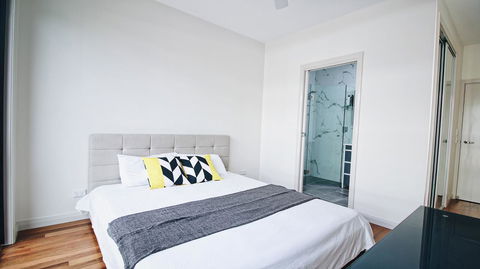 Cozy 5 Bed House In Sydney - Accommodation Main Beach 13