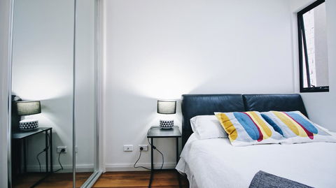 Cozy 5 Bed House In Sydney - Accommodation Main Beach 11