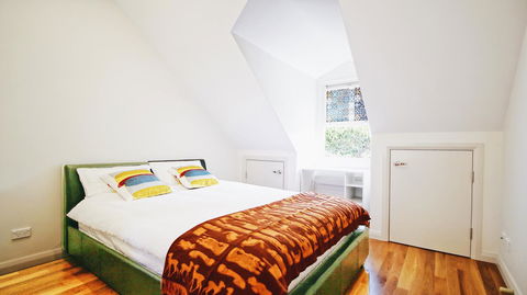 Cozy 5 Bed House In Sydney - Accommodation Main Beach 19