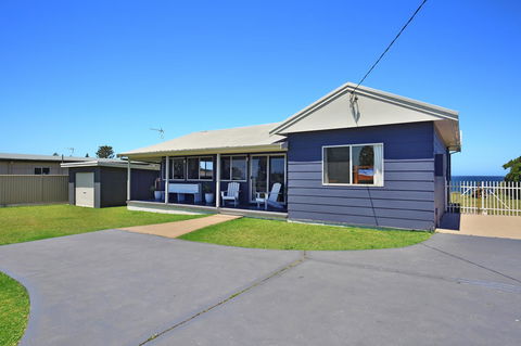 Glory @ Culburra - Absolute Beachfront - Pet & Family Friendly - Accommodation Main Beach 17