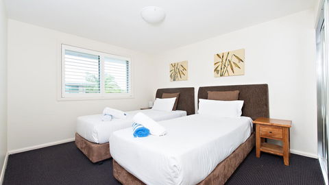 Pacific Blue, Salamander Bay - Accommodation Main Beach 22