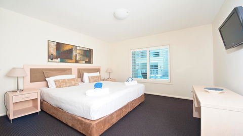 Pacific Blue, Salamander Bay - Accommodation Main Beach 9