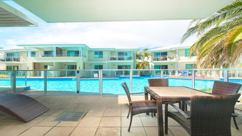 Pacific Blue, Salamander Bay - Accommodation Main Beach 11