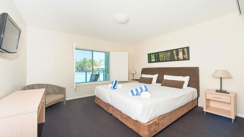 Pacific Blue, Salamander Bay - Accommodation Main Beach 32