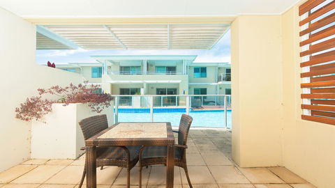Pacific Blue, Salamander Bay - Accommodation Main Beach 4