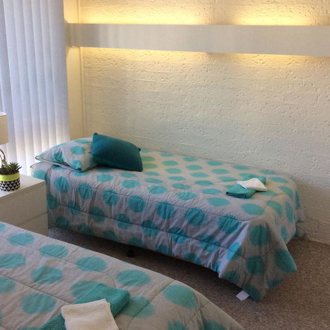 Como Lodge - Accommodation Main Beach 2