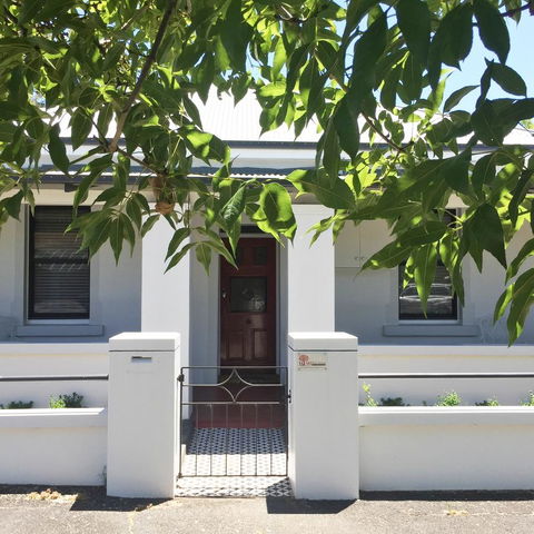 99 Hill Street Apartments - Accommodation Main Beach 19