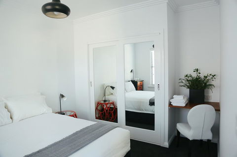 99 Hill Street Apartments - Accommodation Main Beach 8