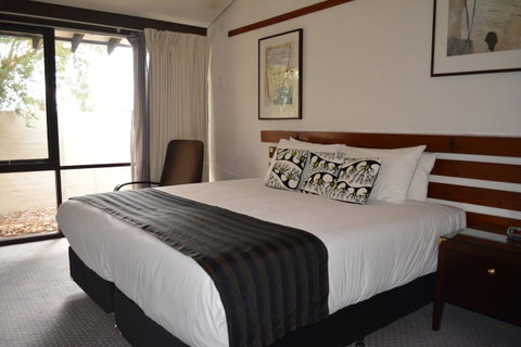 The Apple Inn - Accommodation Main Beach 11