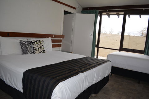 The Apple Inn - Accommodation Main Beach 14