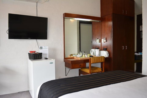 The Apple Inn - Accommodation Main Beach 28