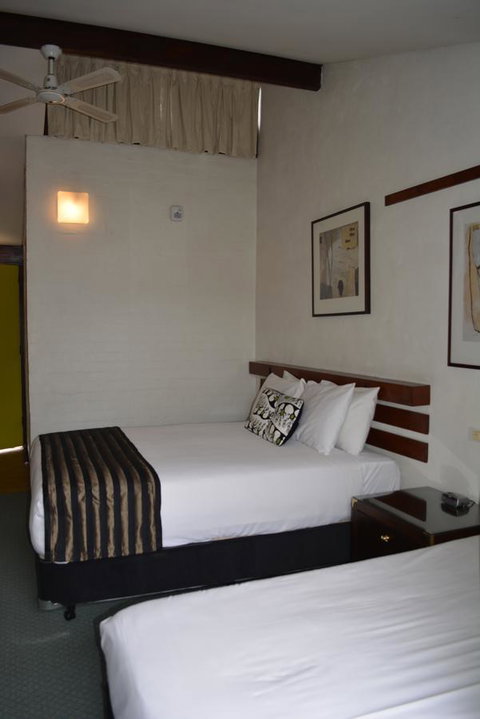 The Apple Inn - Accommodation Main Beach 20