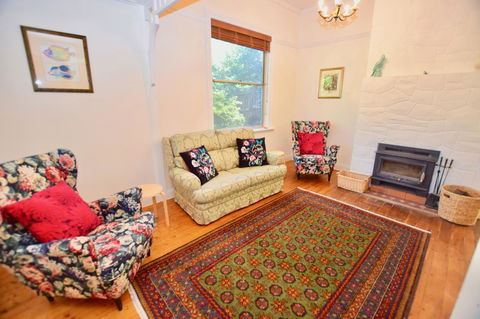 Dangal Gardens - Accommodation Main Beach 9