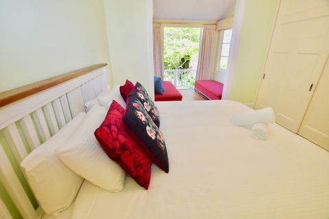 Dangal Gardens - Accommodation Main Beach 20