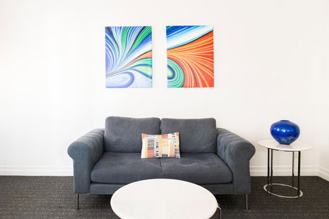 Seasons Harbour Plaza - Accommodation Main Beach 21