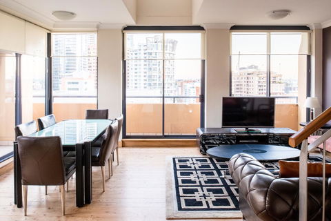 Seasons Harbour Plaza - Accommodation Main Beach 8