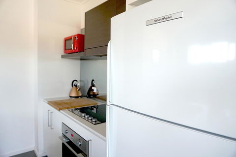 Starlight At The Vue - Accommodation Main Beach 5