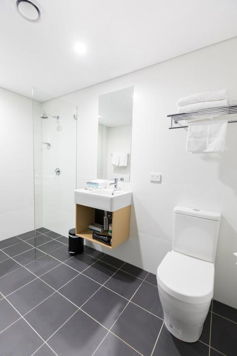 Song Hotel Sydney - Accommodation Main Beach 6