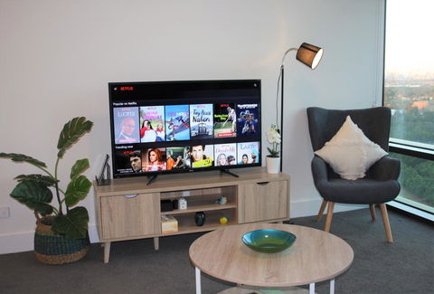 Stunning Views Sydney Olympic Park - Accommodation Main Beach 5