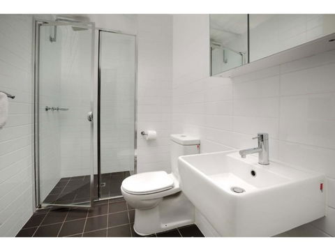 The Star Apartments - Accommodation Main Beach 26