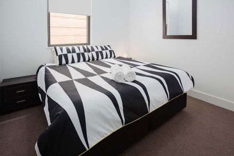 The Star Apartments - Accommodation Main Beach 21