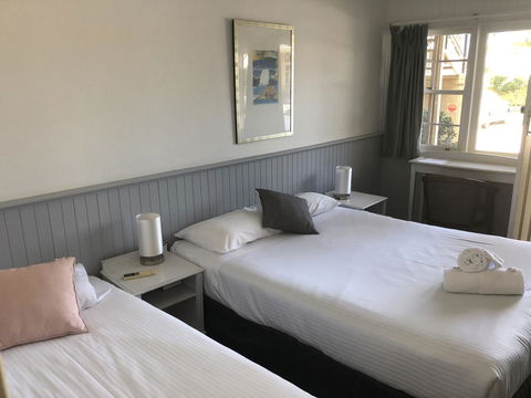 Squid\'s Ink Motel - Accommodation Main Beach 33