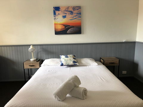 Squid\'s Ink Motel - Accommodation Main Beach 29