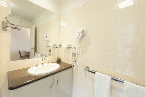 Wagga RSL Club Motel - Accommodation Main Beach 2