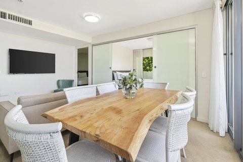 Terminus Apartment Hotel, Ascend Hotel Collection - Accommodation Main Beach 5