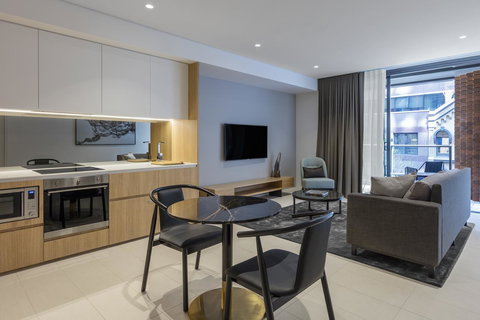 SKYE Suites Sydney - Accommodation Main Beach 17