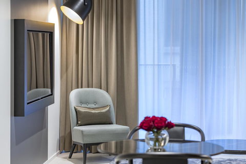 SKYE Suites Sydney - Accommodation Main Beach 11