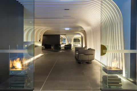 SKYE Suites Sydney - Accommodation Main Beach 3