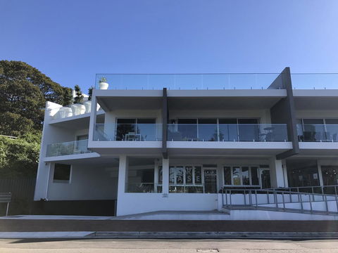 Belle Vue- Penthouse At Black Beach - Accommodation Main Beach 16