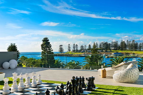 Belle Vue- Penthouse At Black Beach - Accommodation Main Beach 0