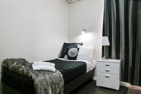 Airport Hotel Sydney - Accommodation Main Beach 18