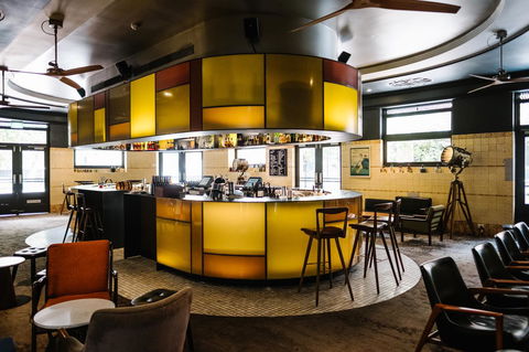 The Old Clare Hotel, Independent Collection By EVT - Accommodation Main Beach 14