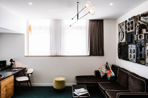 The Old Clare Hotel, Independent Collection By EVT - Accommodation Main Beach 33