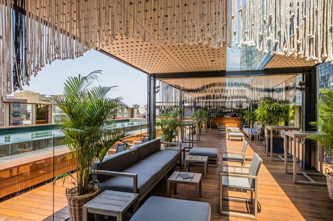 The Old Clare Hotel, Independent Collection By EVT - Accommodation Main Beach 24