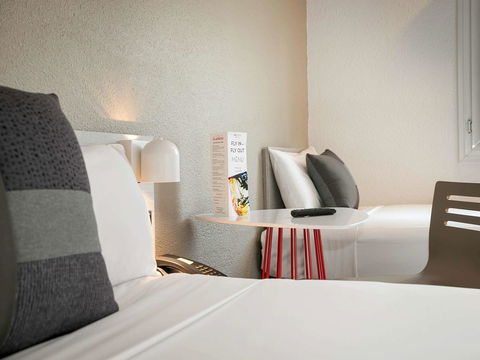 Ibis Sydney Airport - Accommodation Main Beach 32