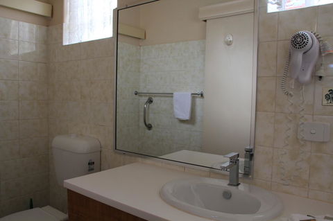 Hunter Valley Motel - Accommodation Main Beach 14