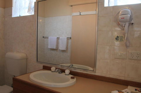 Hunter Valley Motel - Accommodation Main Beach 24
