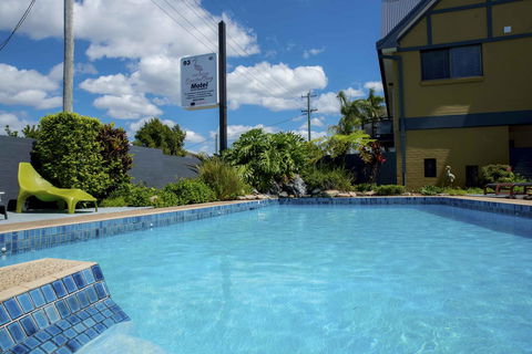 Coastal Bay Motel - Accommodation Main Beach 24